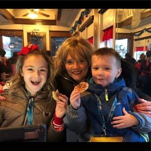 Meet your Posher, Leah